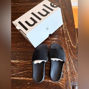 Used Lululemon Rest Feel slides - Black
